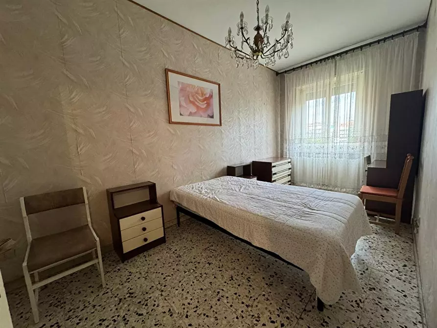 Immagine 6 di Appartamento in vendita  in Corso Giulio Cesare a Torino