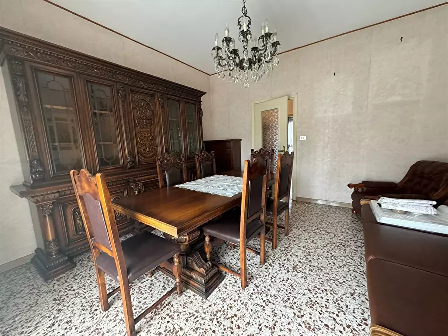 Immagine 1 di Appartamento in vendita  in Corso Giulio Cesare a Torino