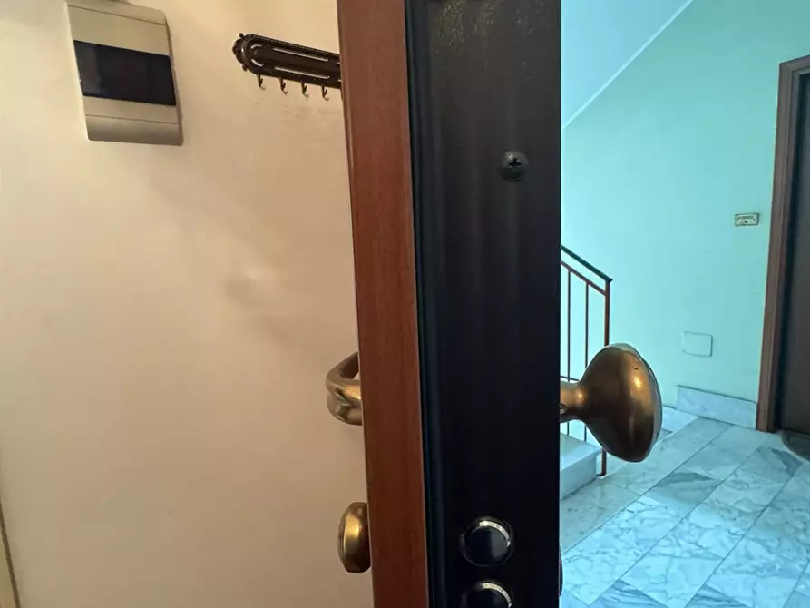 Immagine 8 di Appartamento in vendita  in Corso Giulio Cesare a Torino