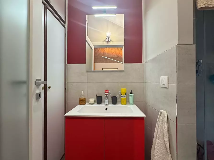 Immagine 3 di Mansarda in vendita  in Via Dei Mille a Moncalieri