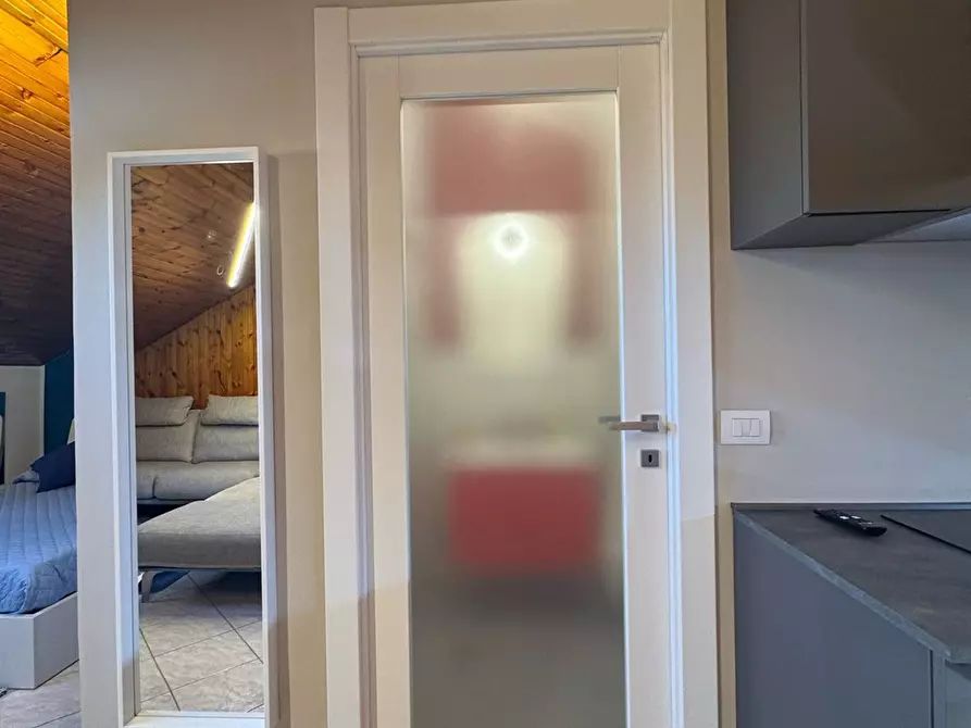 Immagine 8 di Mansarda in vendita  in Via Dei Mille a Moncalieri