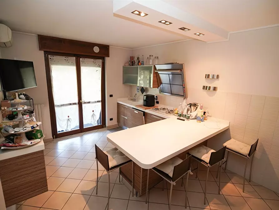 Immagine 3 di Appartamento in vendita  in Strada Genova a Moncalieri