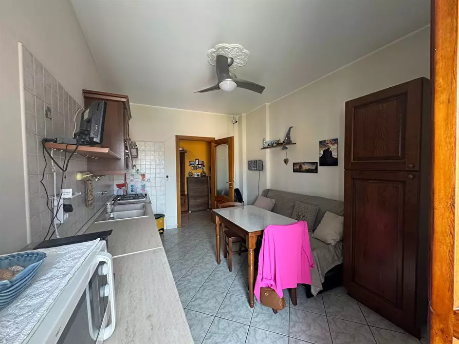 Immagine 2 di Appartamento in vendita  a Torino