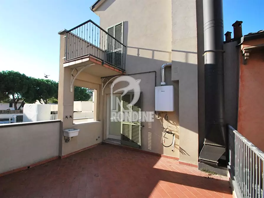 Immagine 2 di Negozio in vendita  a Castel Bolognese