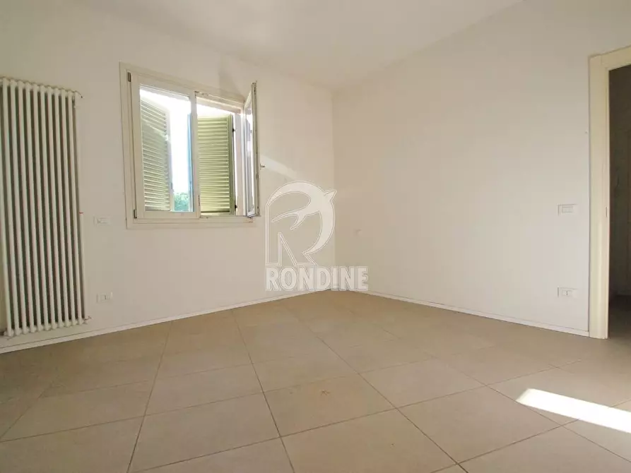 Immagine 6 di Negozio in vendita  a Castel Bolognese