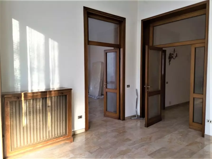 Immagine 1 di Casa indipendente in vendita  in C.so G. Marconi a Seveso