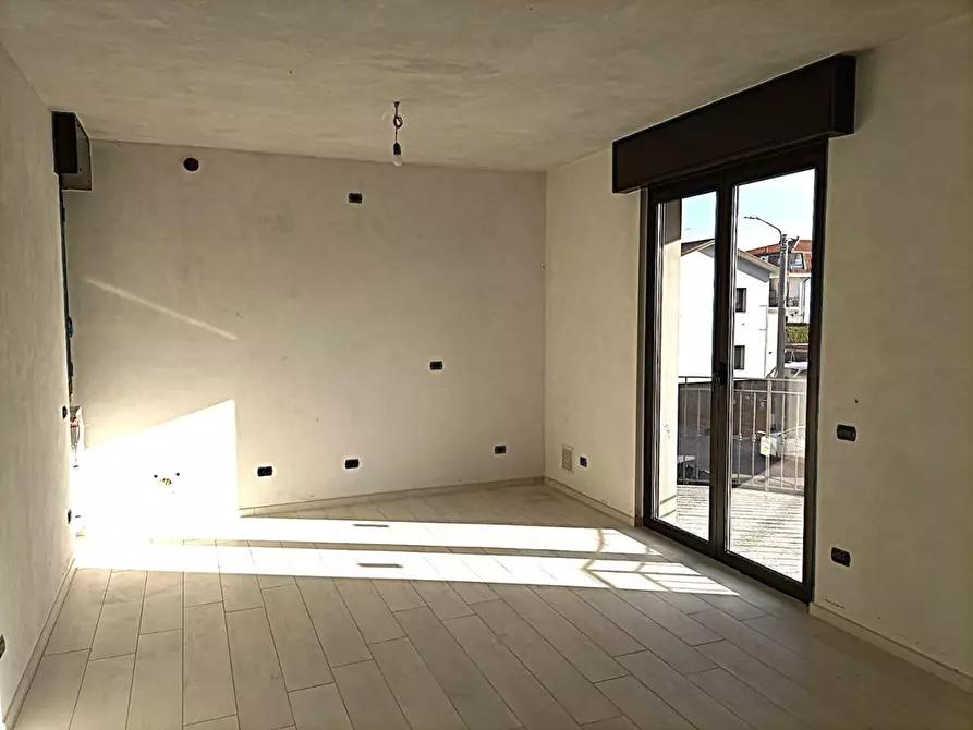 Immagine 5 di Casa bifamiliare in vendita  a Seveso