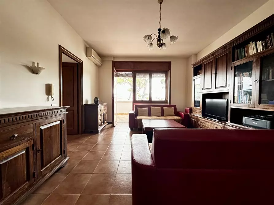 Immagine 1 di Attico in vendita  in Via Valerico Laccetti a Roma