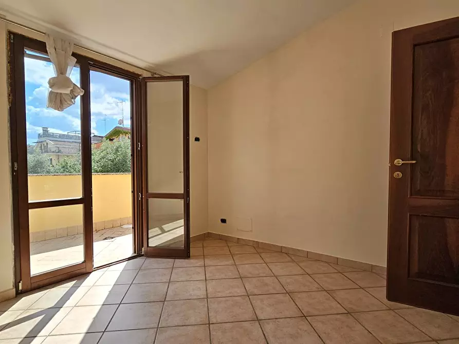 Immagine 9 di Villetta a schiera in vendita  in Via Leoncavallo a Mentana