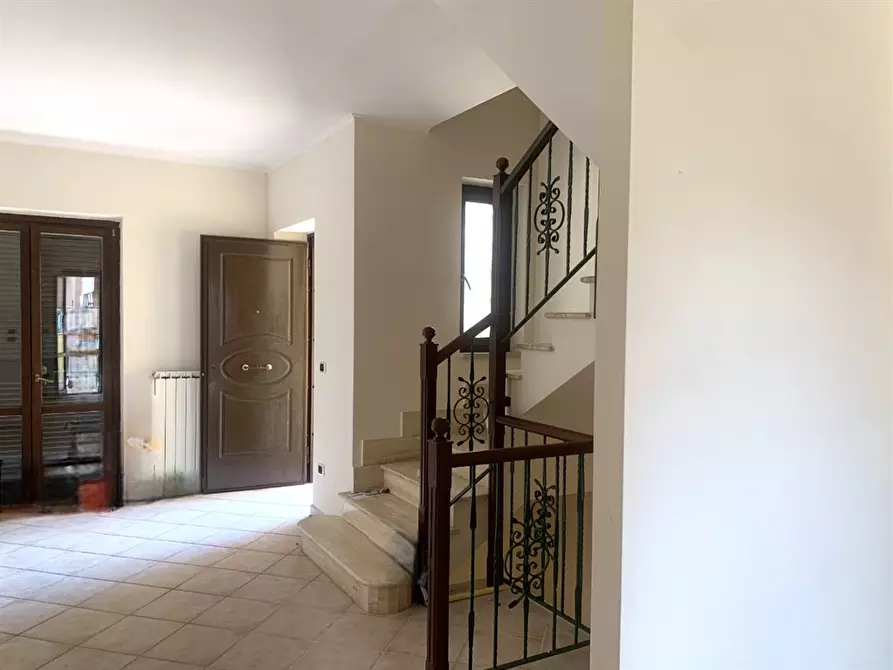 Immagine 1 di Villetta a schiera in vendita  in Via Leoncavallo a Mentana