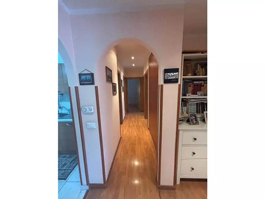 Immagine 1 di Appartamento in vendita  in Via Antonio Moscatelli a Mentana
