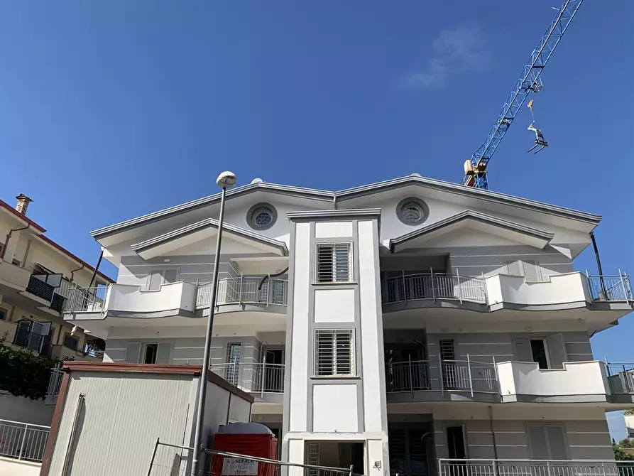 Immagine 4 di Appartamento in vendita  in Via dei Pini a Fonte Nuova