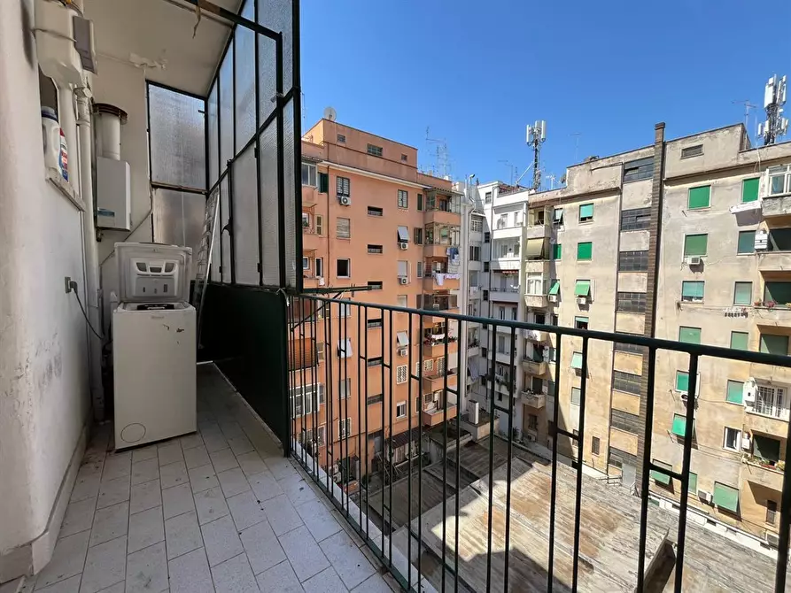 Immagine 7 di Appartamento in vendita  in Via Attilio Hortis a Roma
