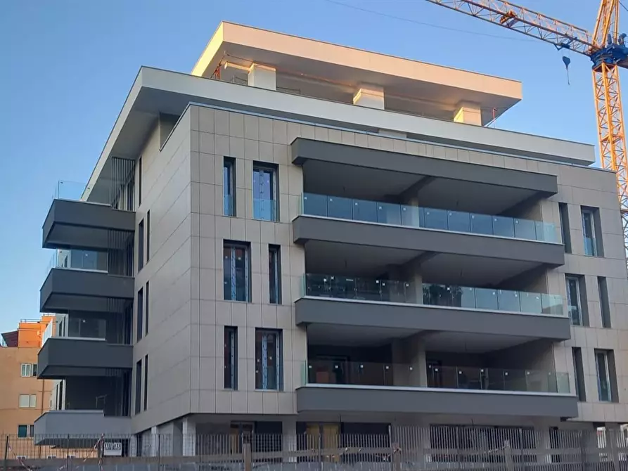 Immagine 9 di Appartamento in vendita  in Via Otricoli a Roma