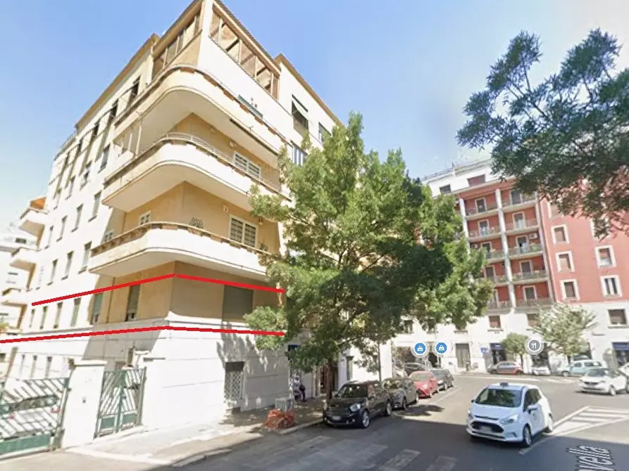 Immagine 2 di Appartamento in vendita  in Piazza Acilia a Roma