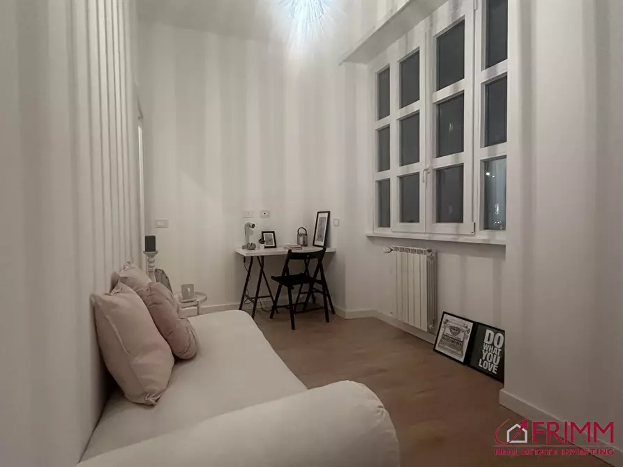 Immagine 1 di Appartamento in vendita  in Piazza Acilia a Roma