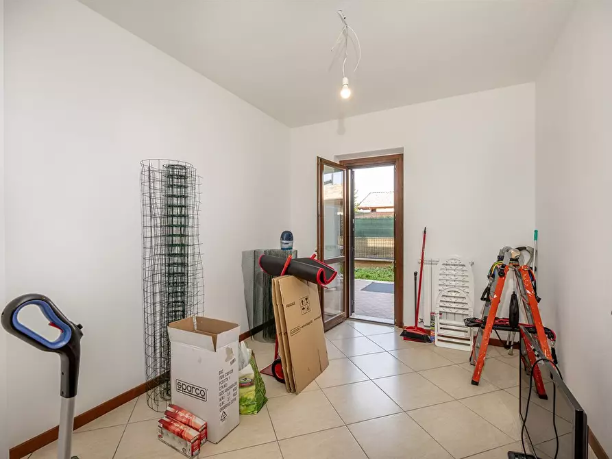 Immagine 7 di Appartamento in vendita  in Via Lago Di Bracciano a Fonte Nuova