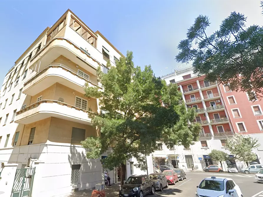 Immagine 1 di Appartamento in vendita  in Piazza Acilia a Roma