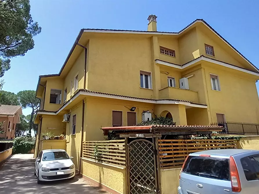 Immagine 9 di Appartamento in vendita  in Via Giuseppe Garibaldi a Guidonia Montecelio