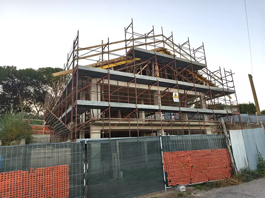 Immagine 8 di Villa in vendita  in Via Nicola Berloco a Fonte Nuova