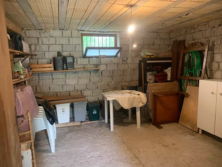 Immagine 9 di Casa indipendente in vendita  in Via Le Crete a Tagliacozzo