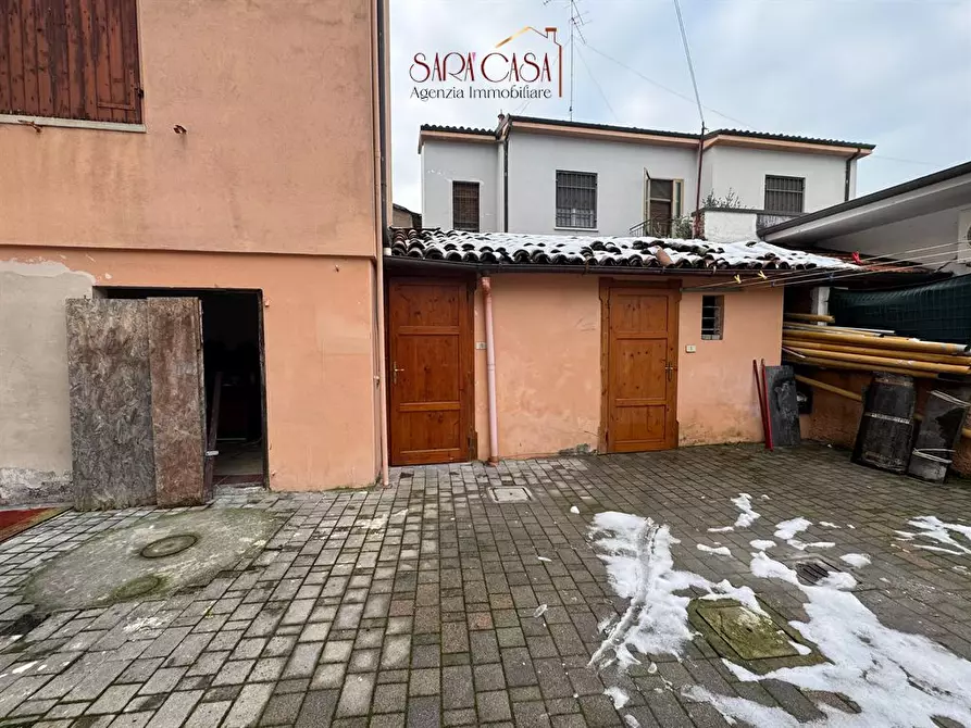 Immagine 8 di Appartamento in vendita  a Massa Lombarda