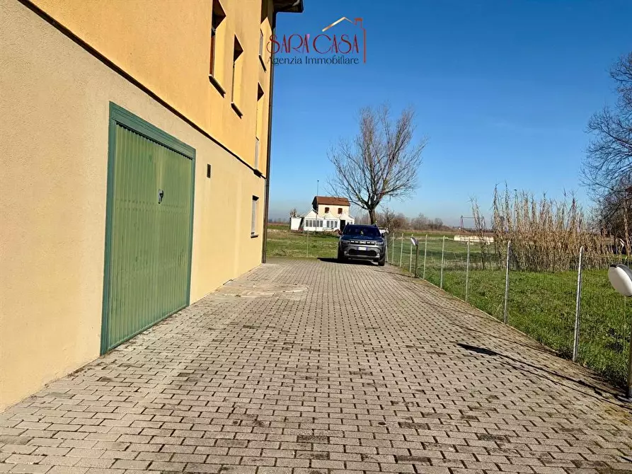 Immagine 8 di Appartamento in affitto  a Massa Lombarda