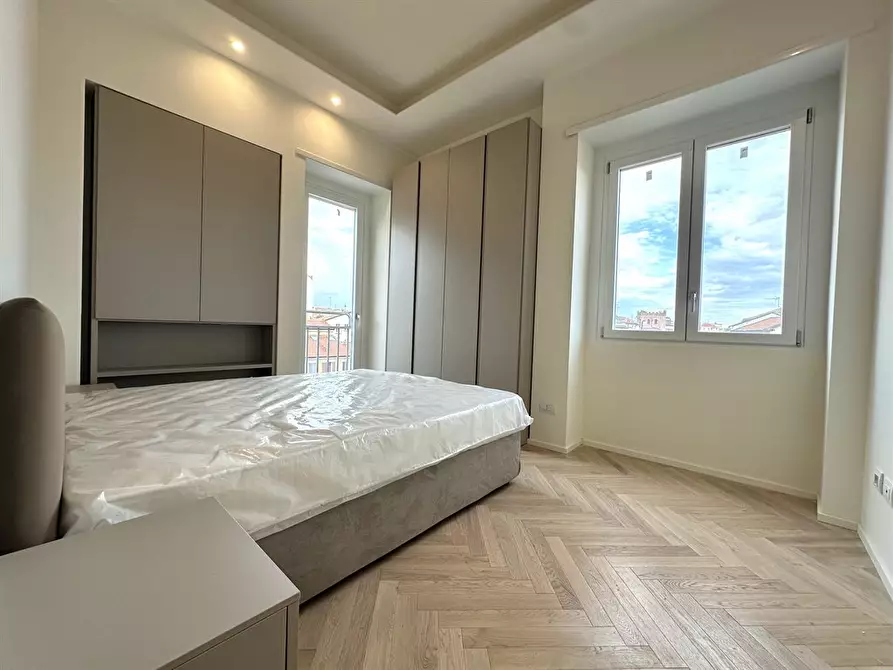 Immagine 9 di Appartamento in vendita  in via stresa 15 a Milano