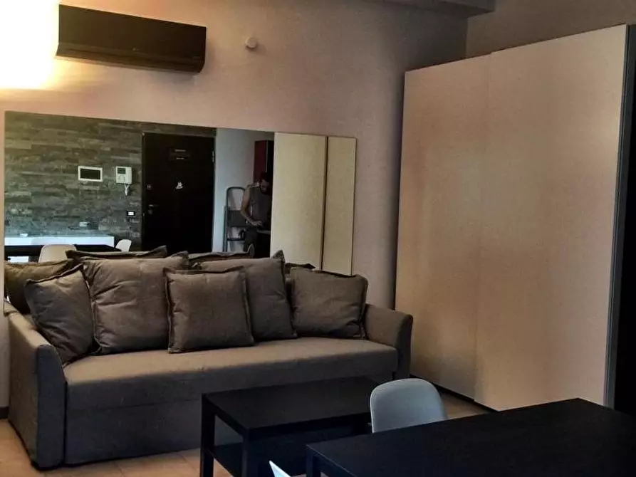 Immagine 6 di Appartamento in vendita  in via mecenate 84 a Milano