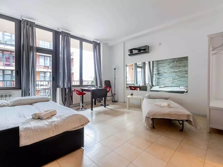 Immagine 5 di Appartamento in vendita  in via mecenate 84 a Milano