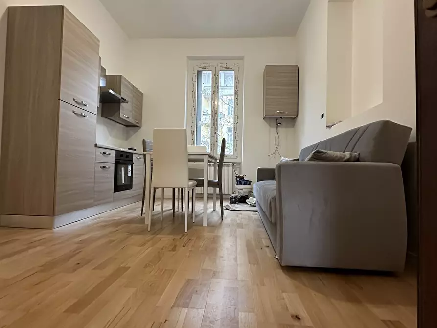 Immagine 3 di Appartamento in vendita  in Via pezzotti a Milano