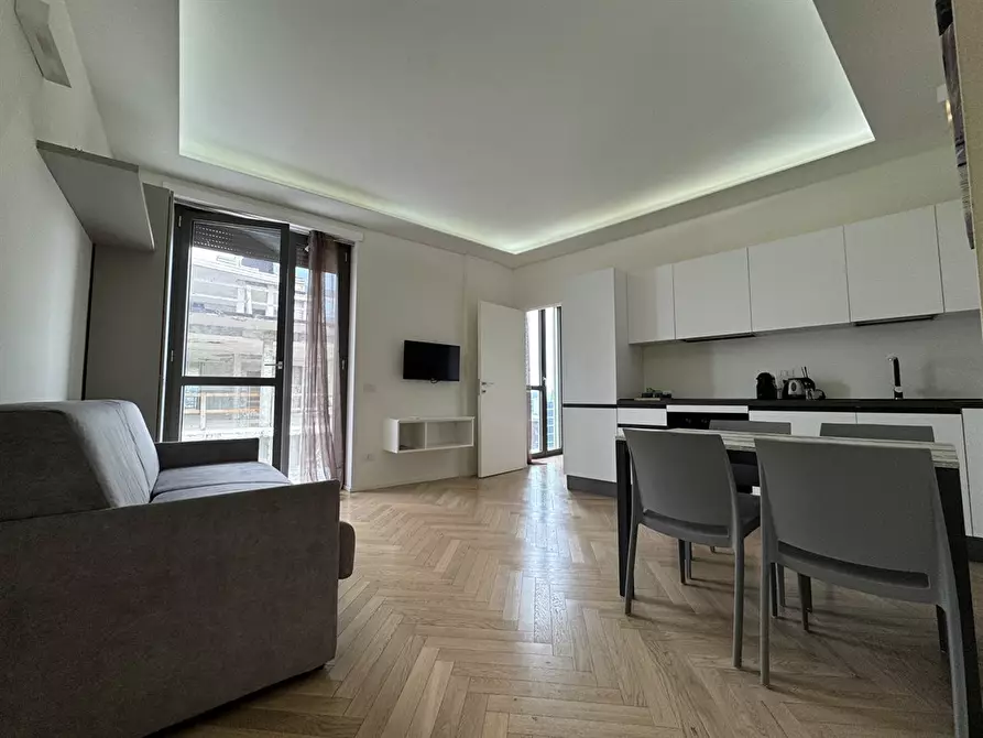 Immagine 3 di Appartamento in affitto  in PIAZZA GAEULENTI a Milano