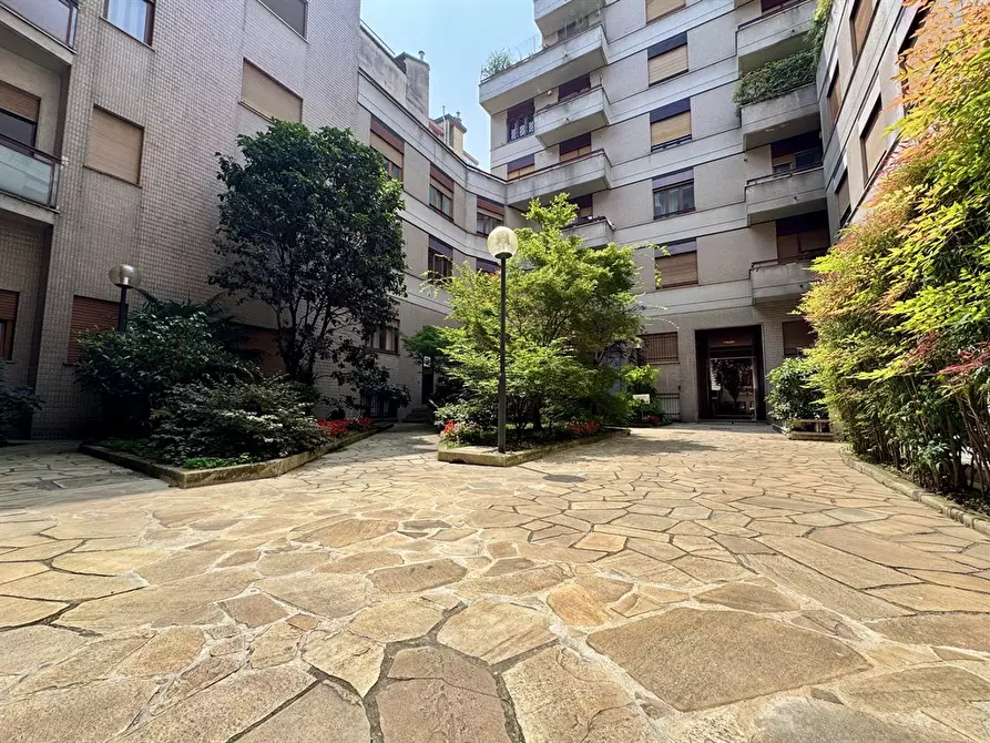 Immagine 1 di Appartamento in vendita  in PIAZZA CINQUE GIORNATE a Milano