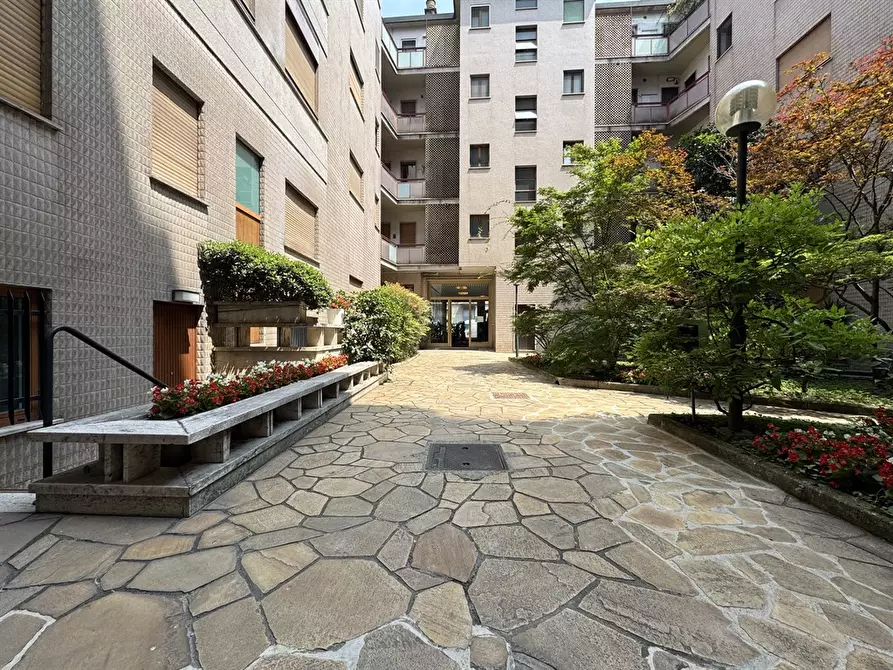 Immagine 4 di Appartamento in vendita  in PIAZZA CINQUE GIORNATE a Milano