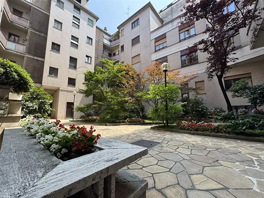 Immagine 5 di Appartamento in vendita  in PIAZZA CINQUE GIORNATE a Milano