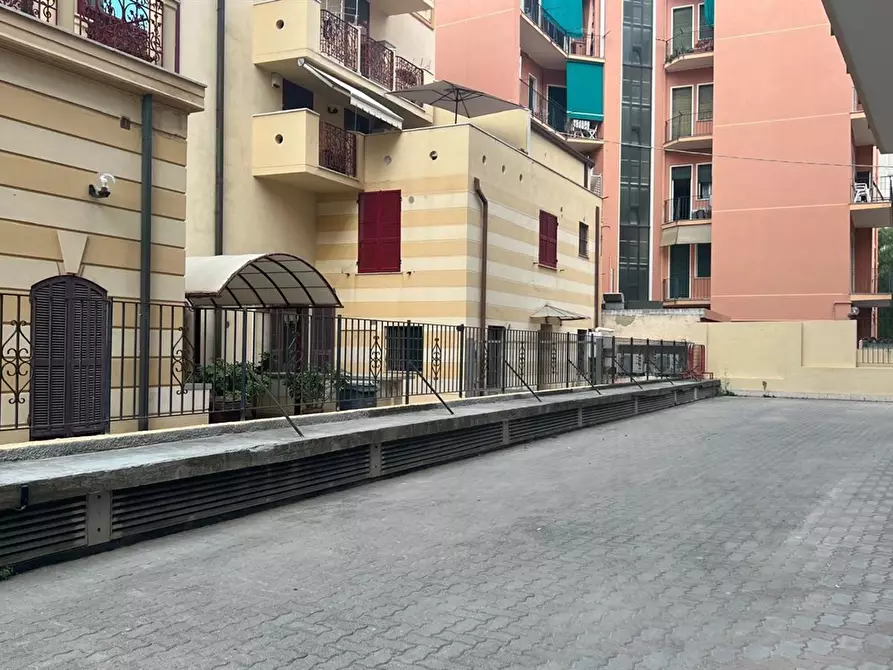 Immagine 3 di Appartamento in vendita  in via Veneto a Bordighera