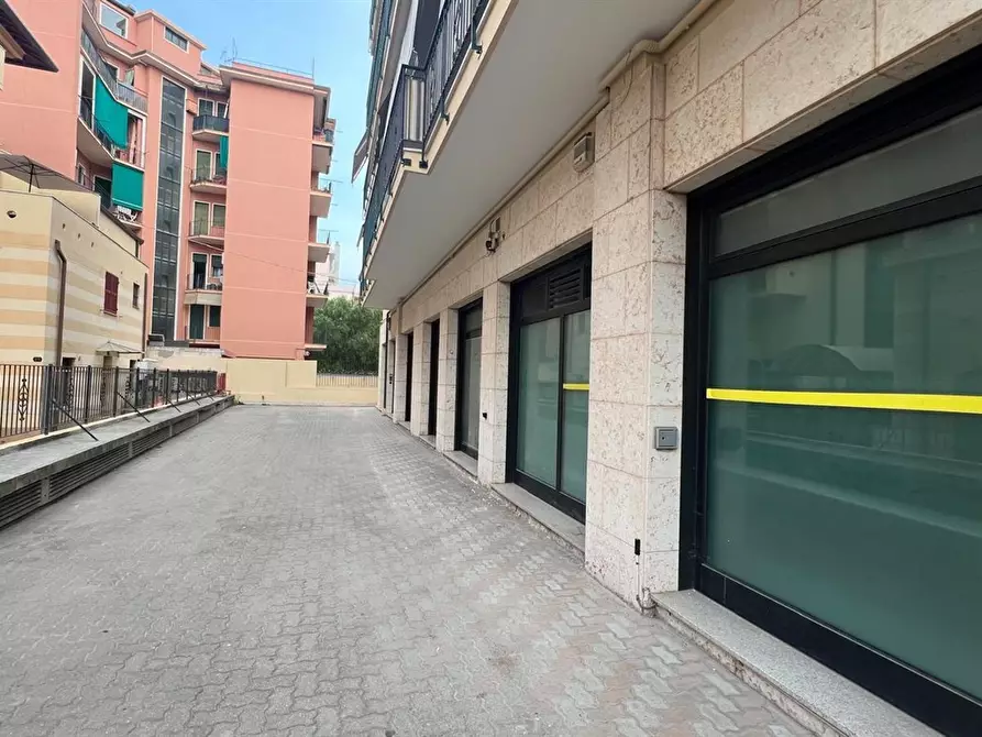 Immagine 1 di Appartamento in vendita  in via Veneto a Bordighera
