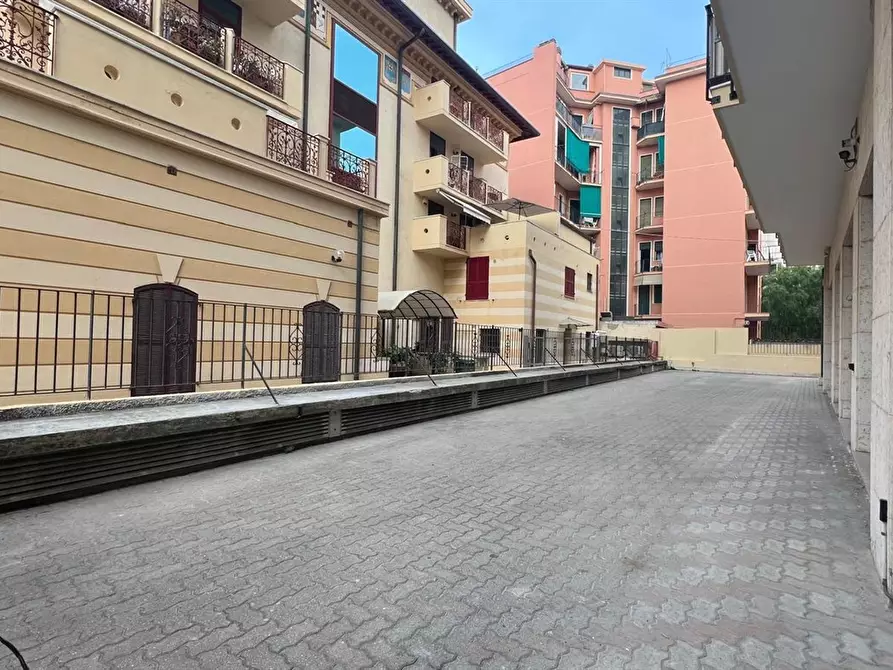 Immagine 2 di Appartamento in vendita  in via Veneto a Bordighera