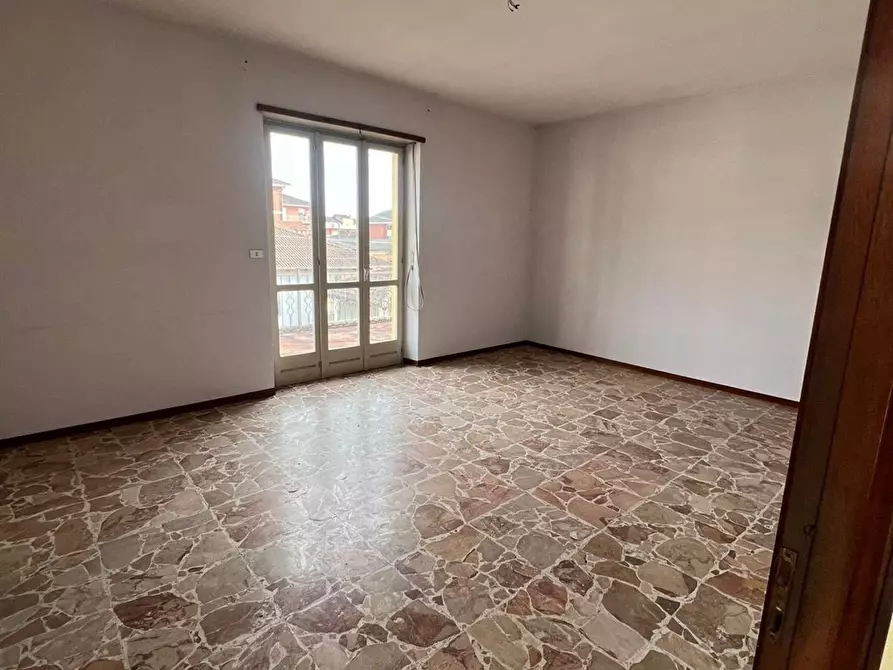 Immagine 3 di Locale commerciale in vendita  a Sommariva Del Bosco