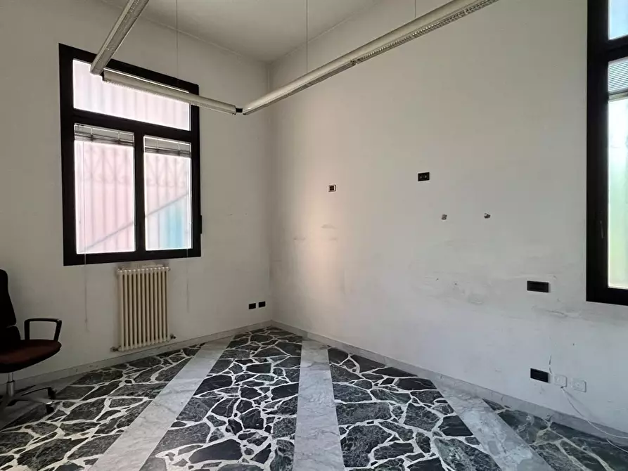 Immagine 4 di Appartamento in vendita  in Via veneto a Bordighera