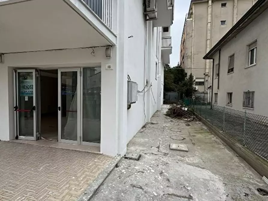 Immagine 7 di Appartamento in vendita  in VIA ADRIA 18 a Rimini