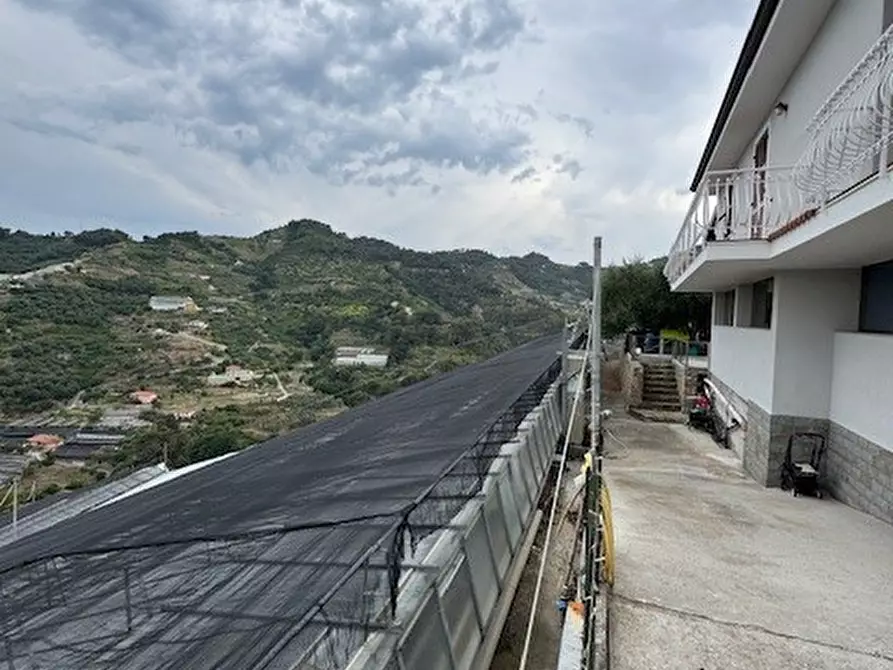 Immagine 5 di Villa in vendita  a San Biagio Della Cima