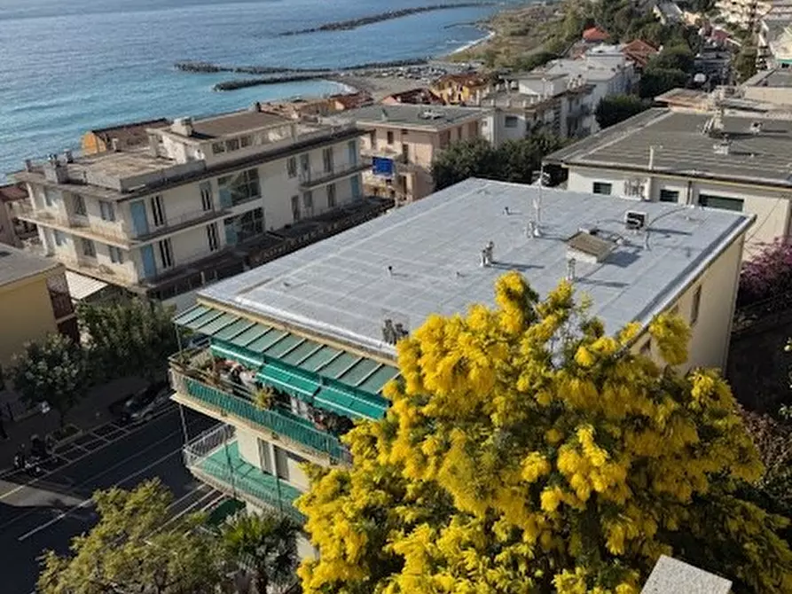 Immagine 3 di Appartamento in vendita  in Corso regina Margherita a Ospedaletti