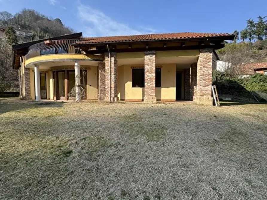 Immagine 3 di Appartamento in vendita  in via alba a Monticello D'alba