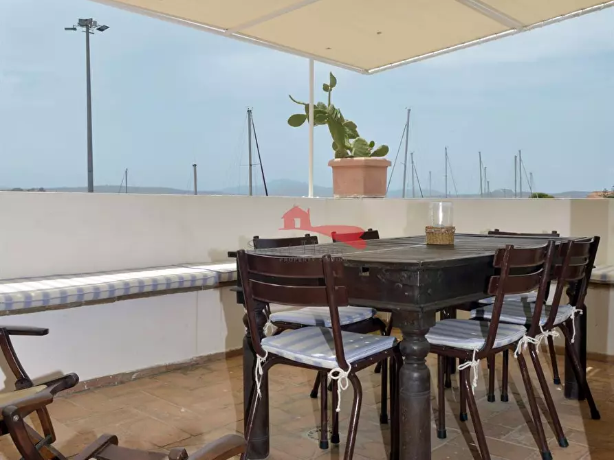 Immagine 4 di Casa indipendente in vendita  a La Maddalena