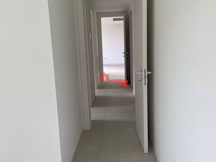 Immagine 1 di Appartamento in vendita  in VIA DEI PINI a Lignano Sabbiadoro