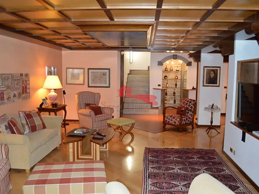 Immagine 2 di Villa in vendita  a Campoformido