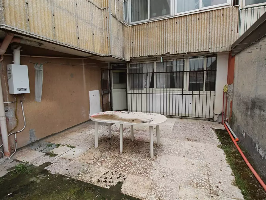 Immagine 3 di Appartamento in vendita  in VIA MACELLO 30 a Catania