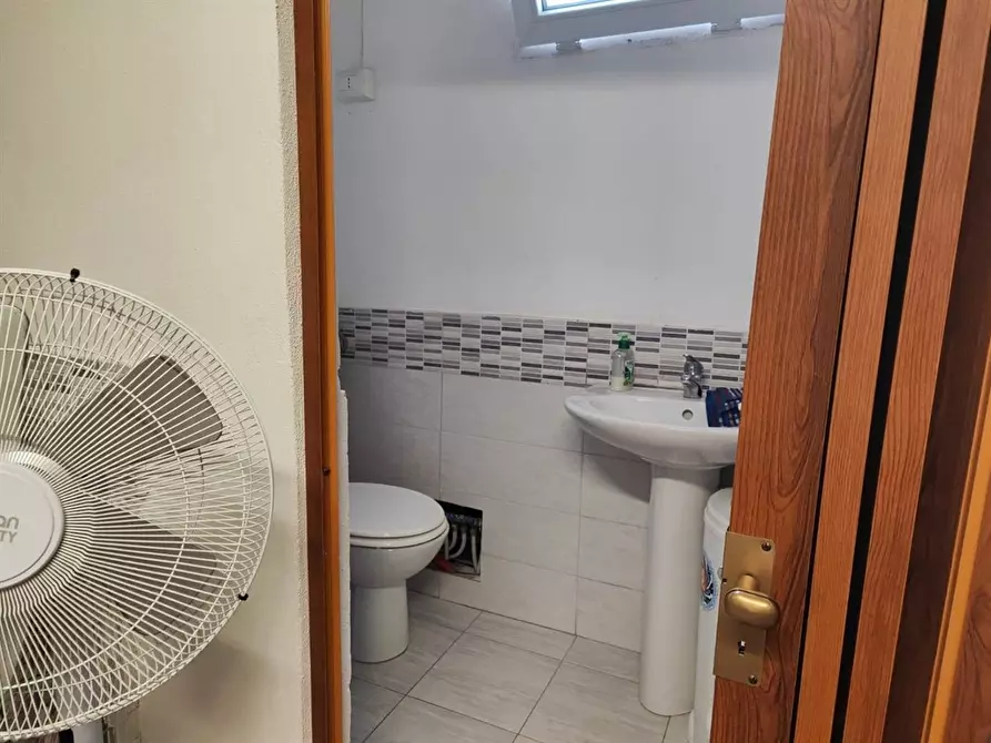 Immagine 3 di Appartamento in vendita  in VIA DEL PICCONE 18 a Catania