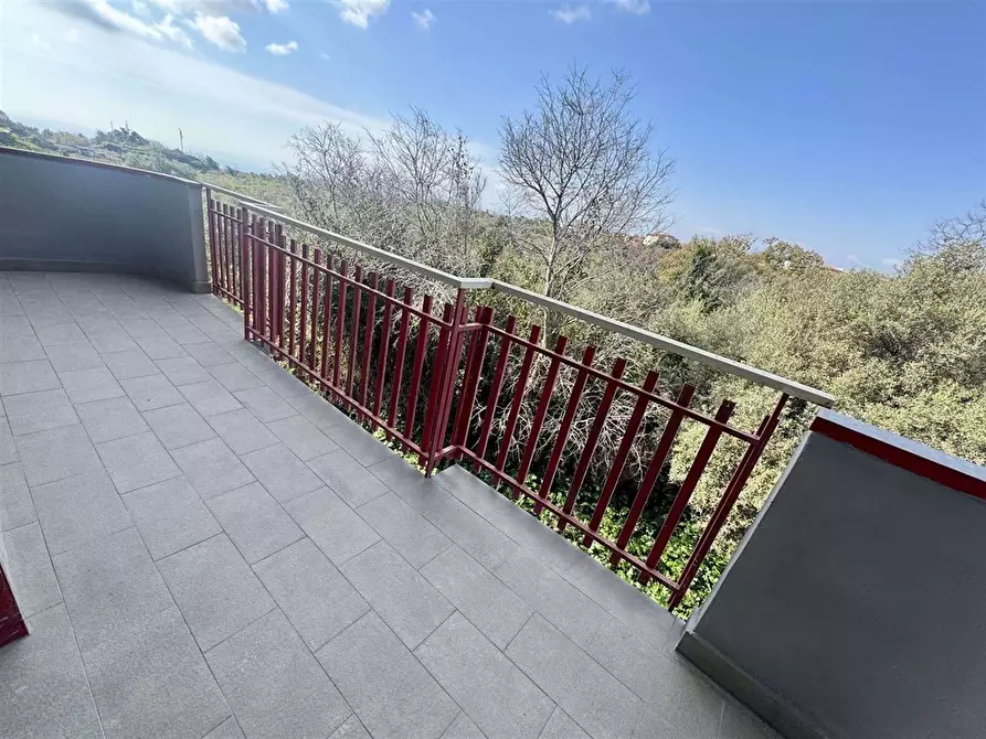 Immagine 5 di Appartamento in vendita  in VIA ETNA a Tremestieri Etneo